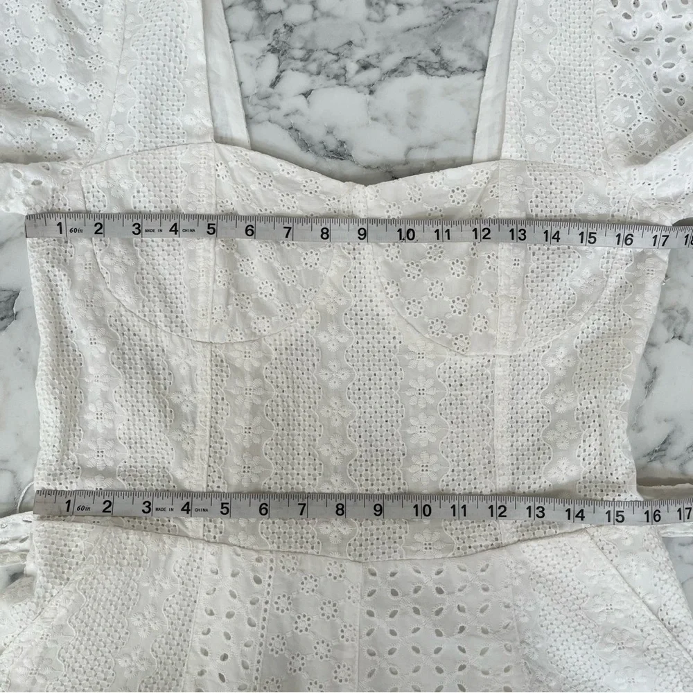 Blank NYC White Eyelet Puff Sleeve Romper Downtown Vibes Coastal Cowgirl Large